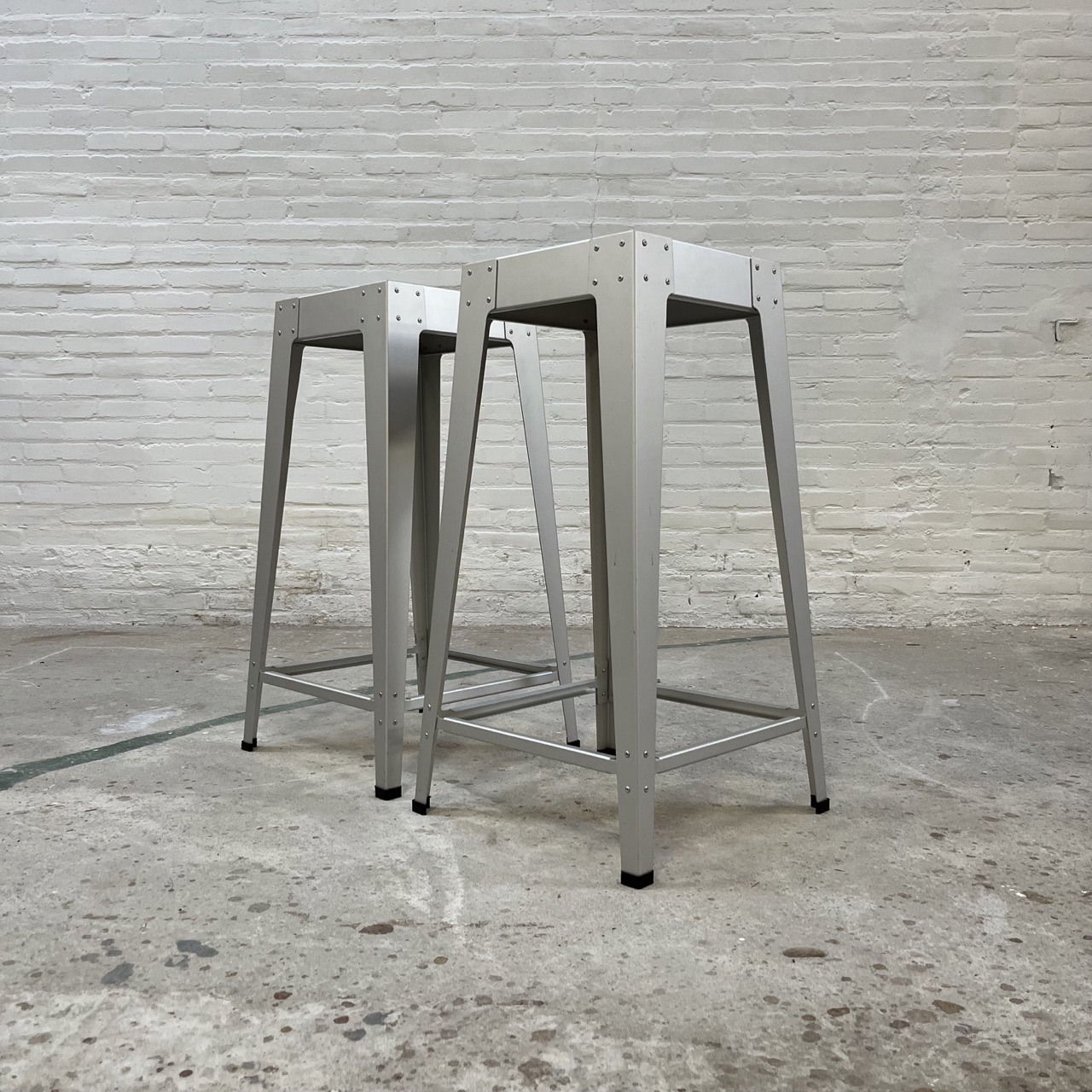 Contemporary Bar Stools