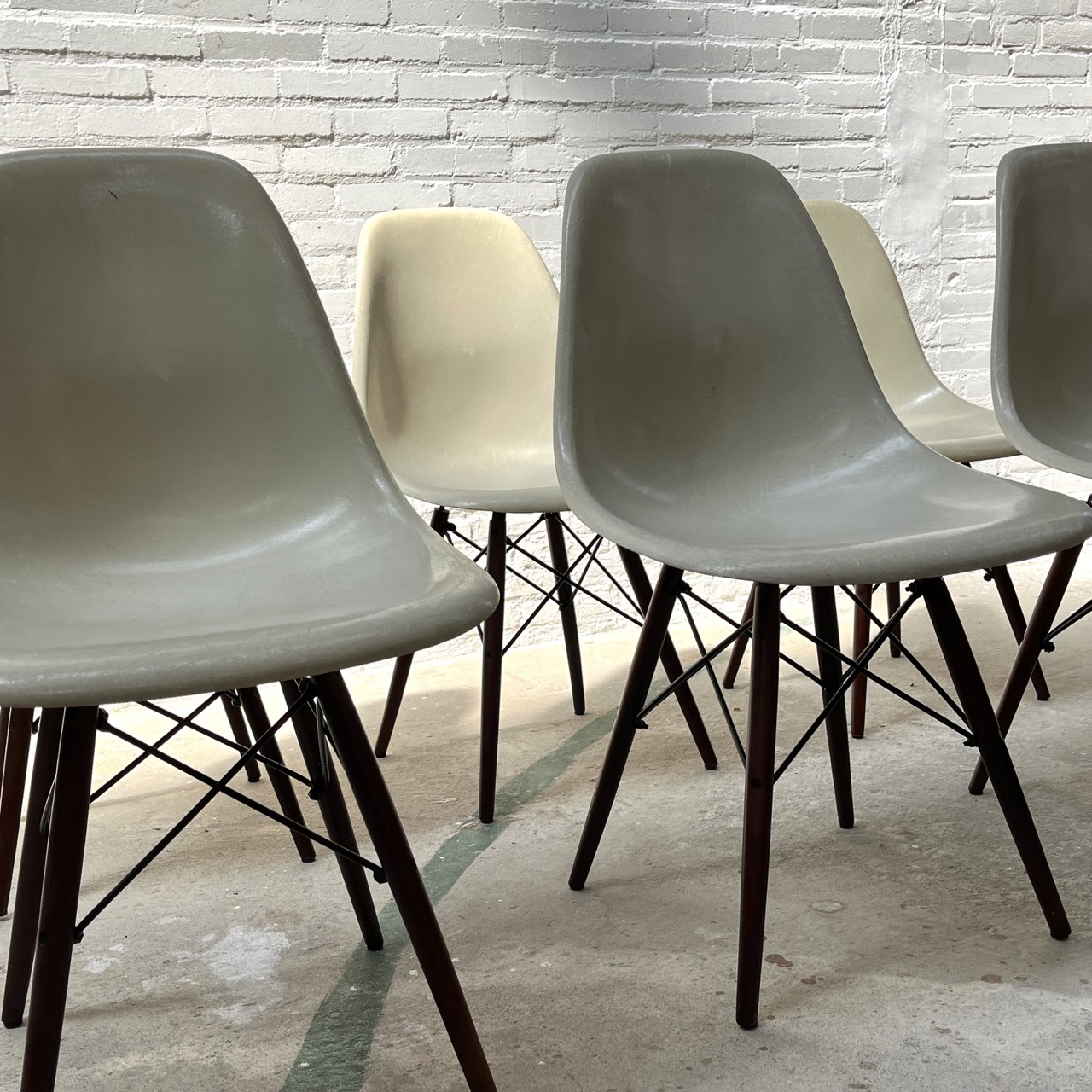 "DSW" Dining Chairs