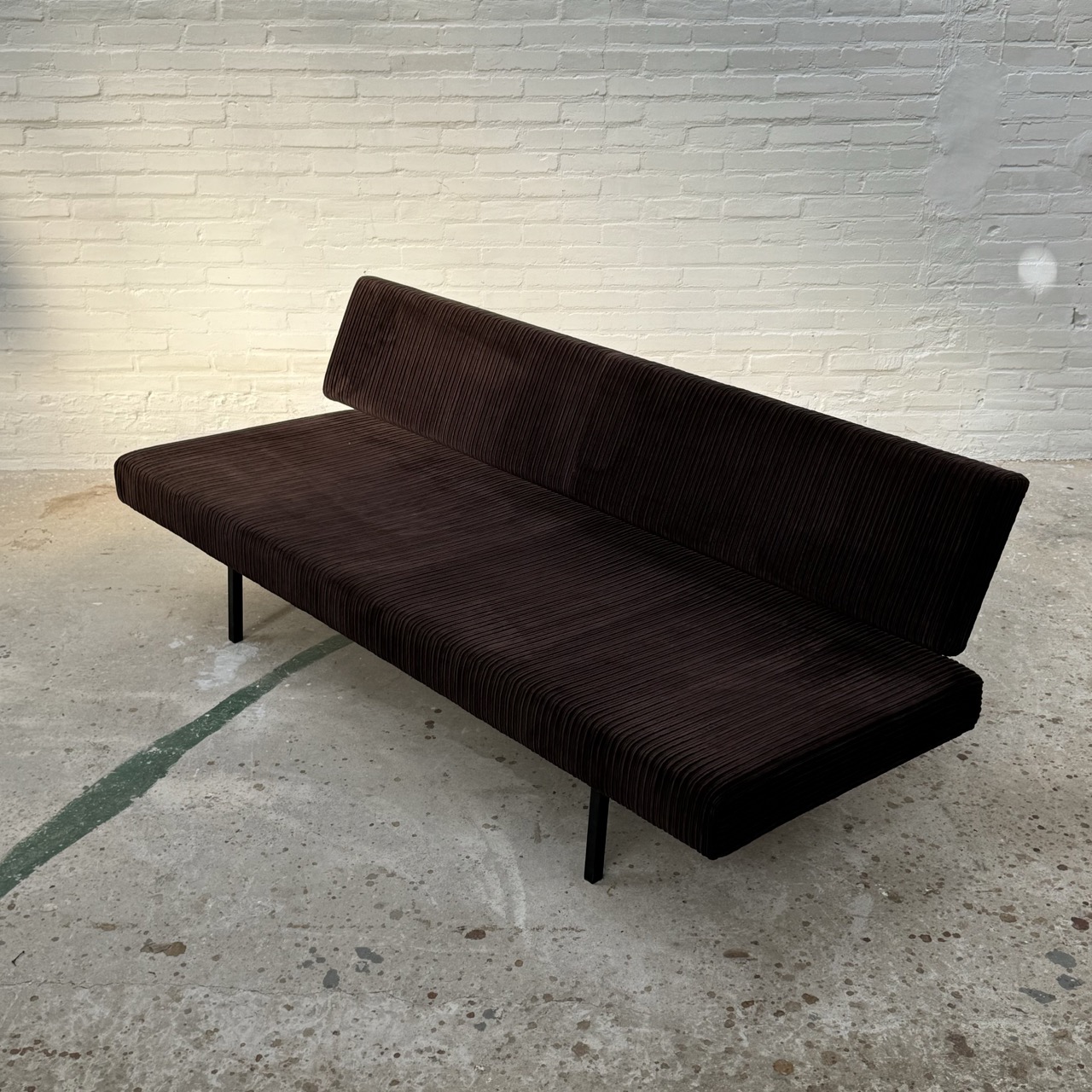 "BR03" Sofa 