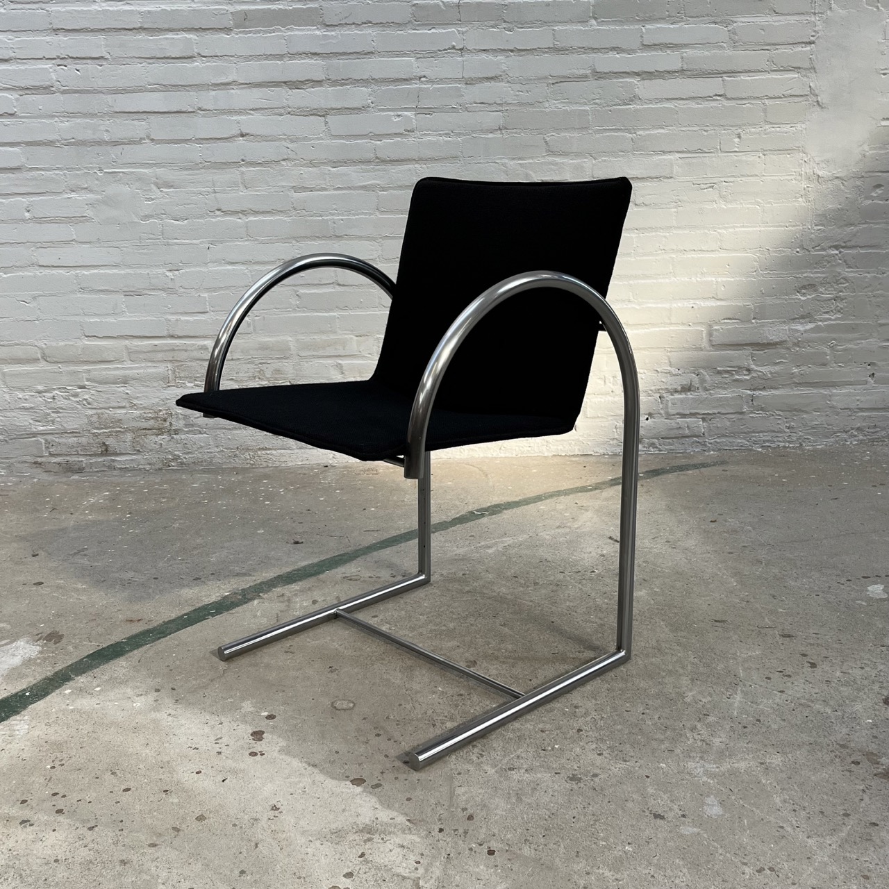 "Cirkel" Arm Chairs