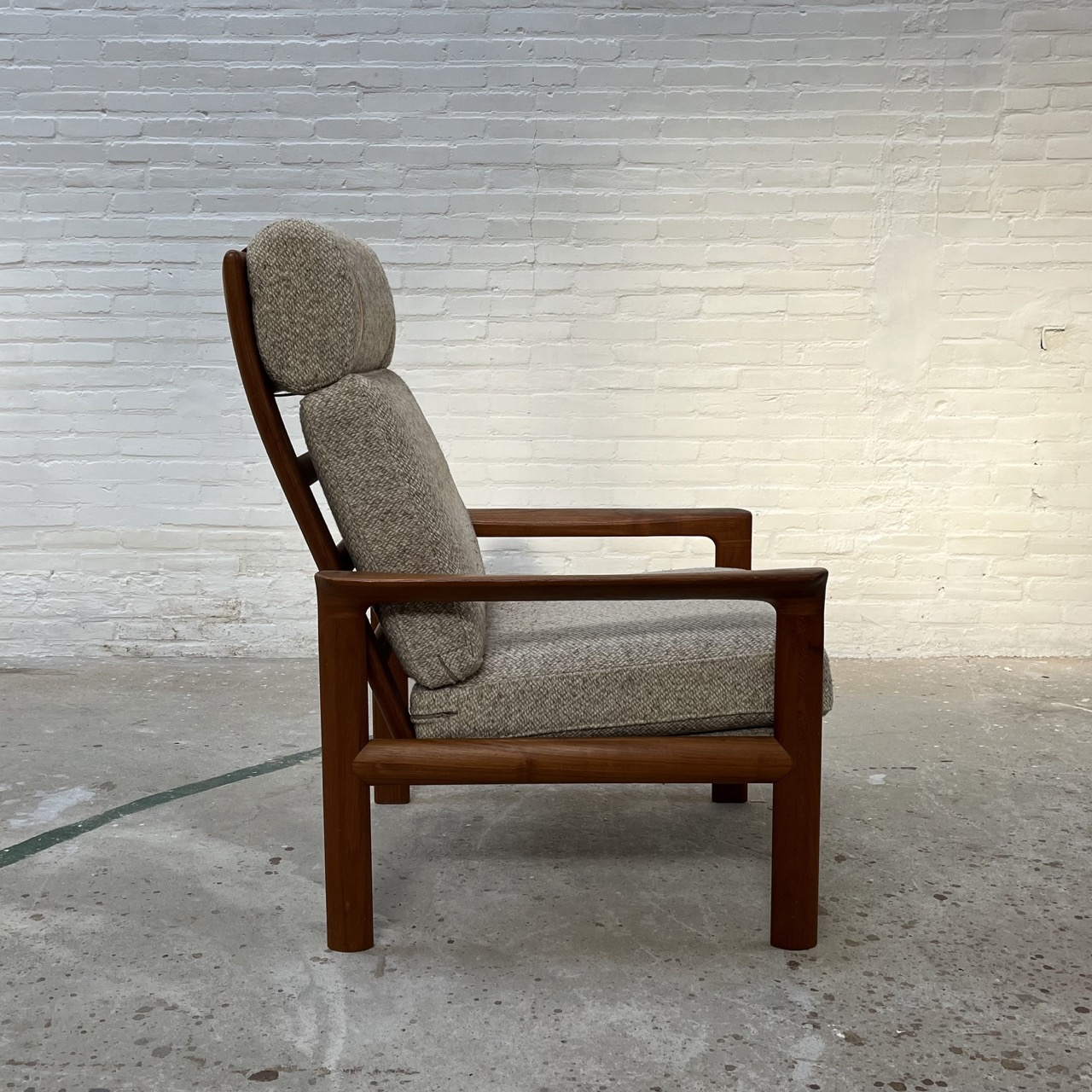 "Borneo" Lounge Chair 