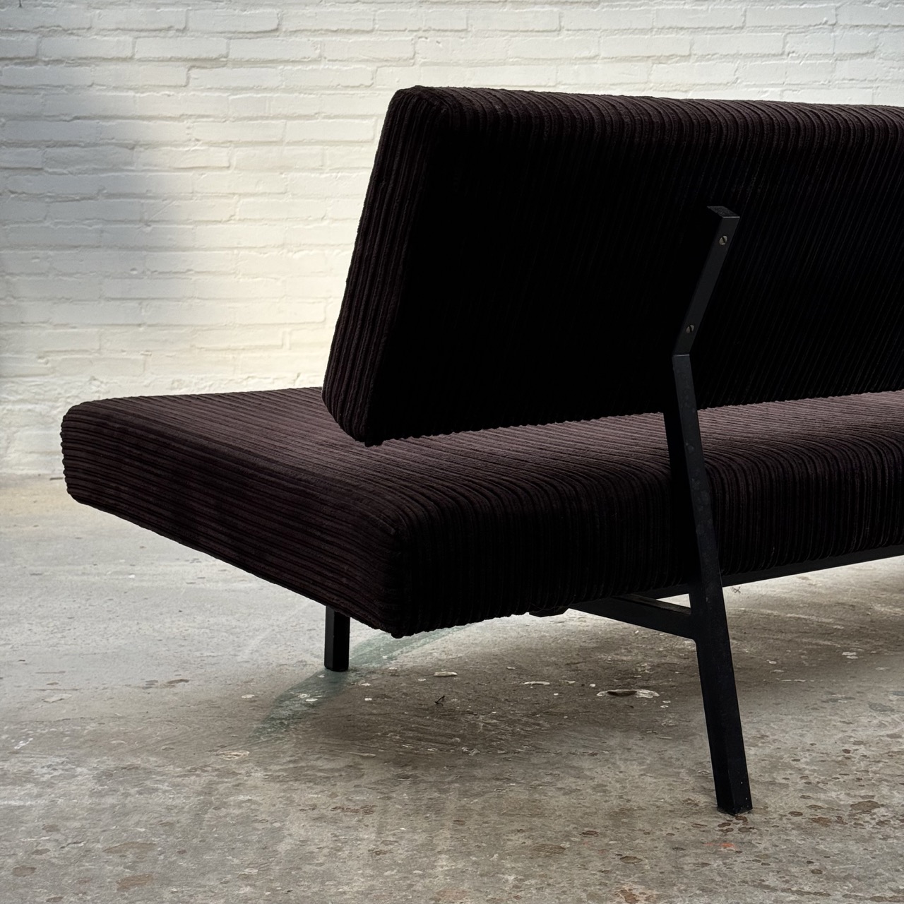 "BR03" Sofa 