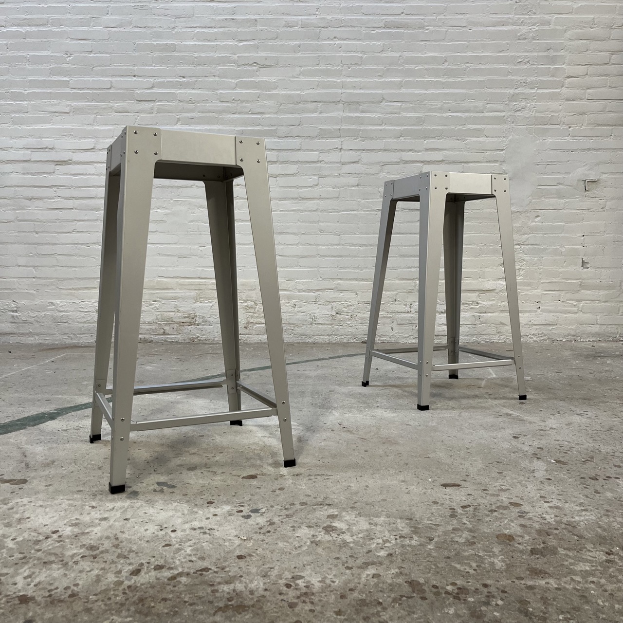 Contemporary Bar Stools