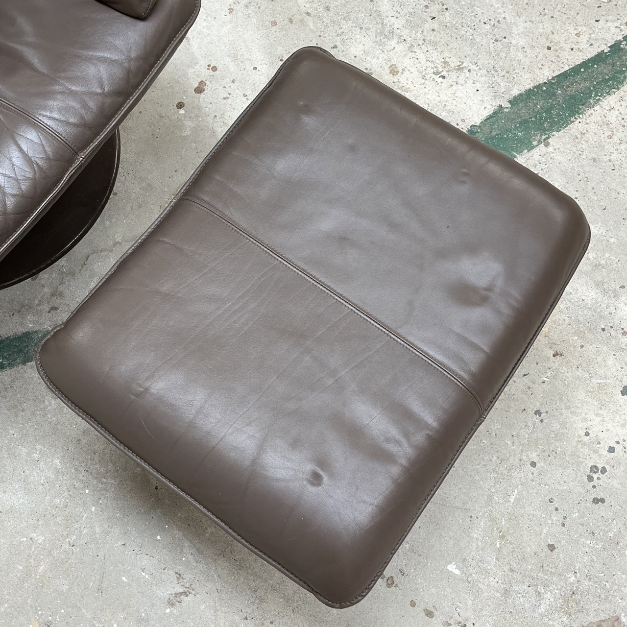 "Cécé" Lounge Chair & Ottoman