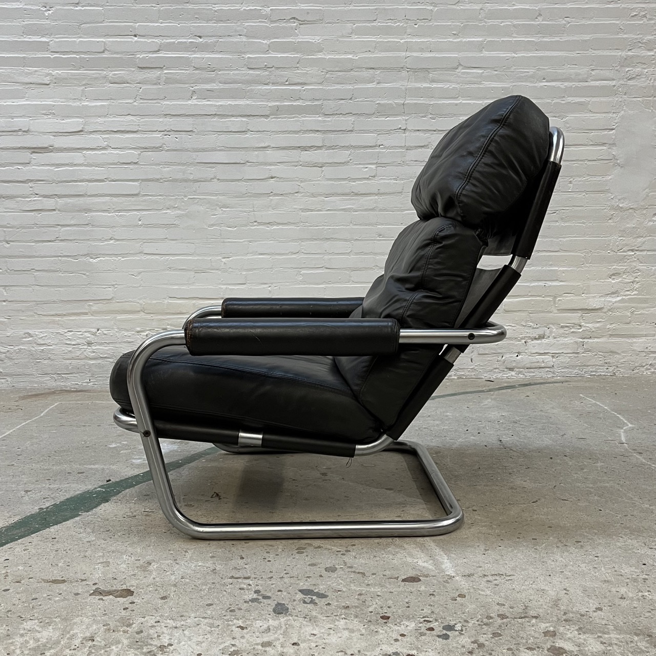 'Mr. Oberman' Easy Chair