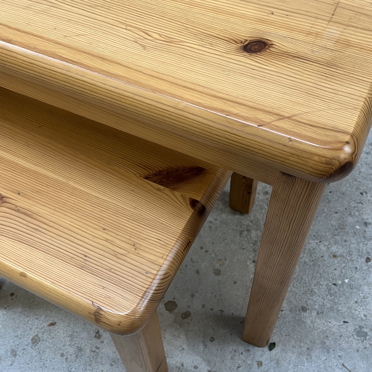 Vintage nesting tables pine