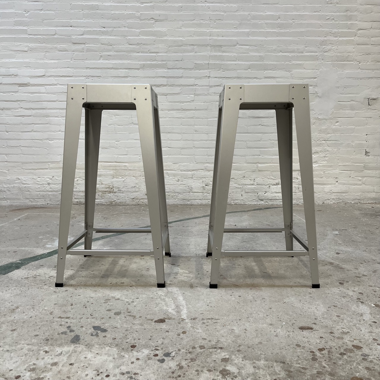 Contemporary Bar Stools